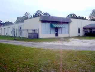 store with storage